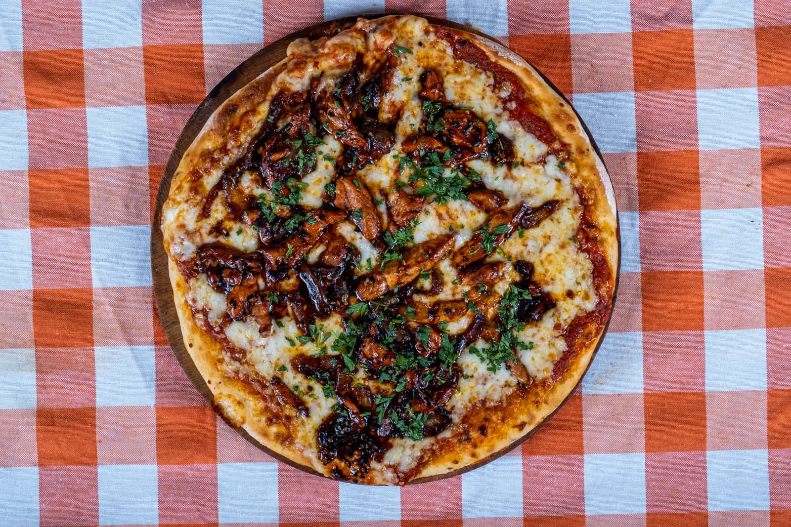 Tavuklu Pizza