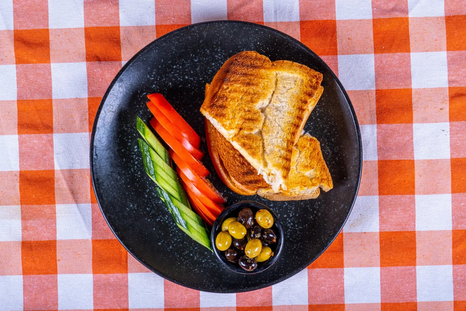 Sucuklu Tost